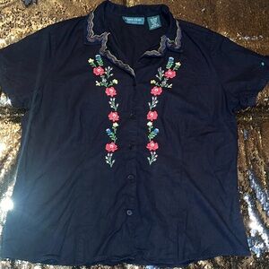 LEMON GRASS Black Floral Embroidered Button-Up Shirt